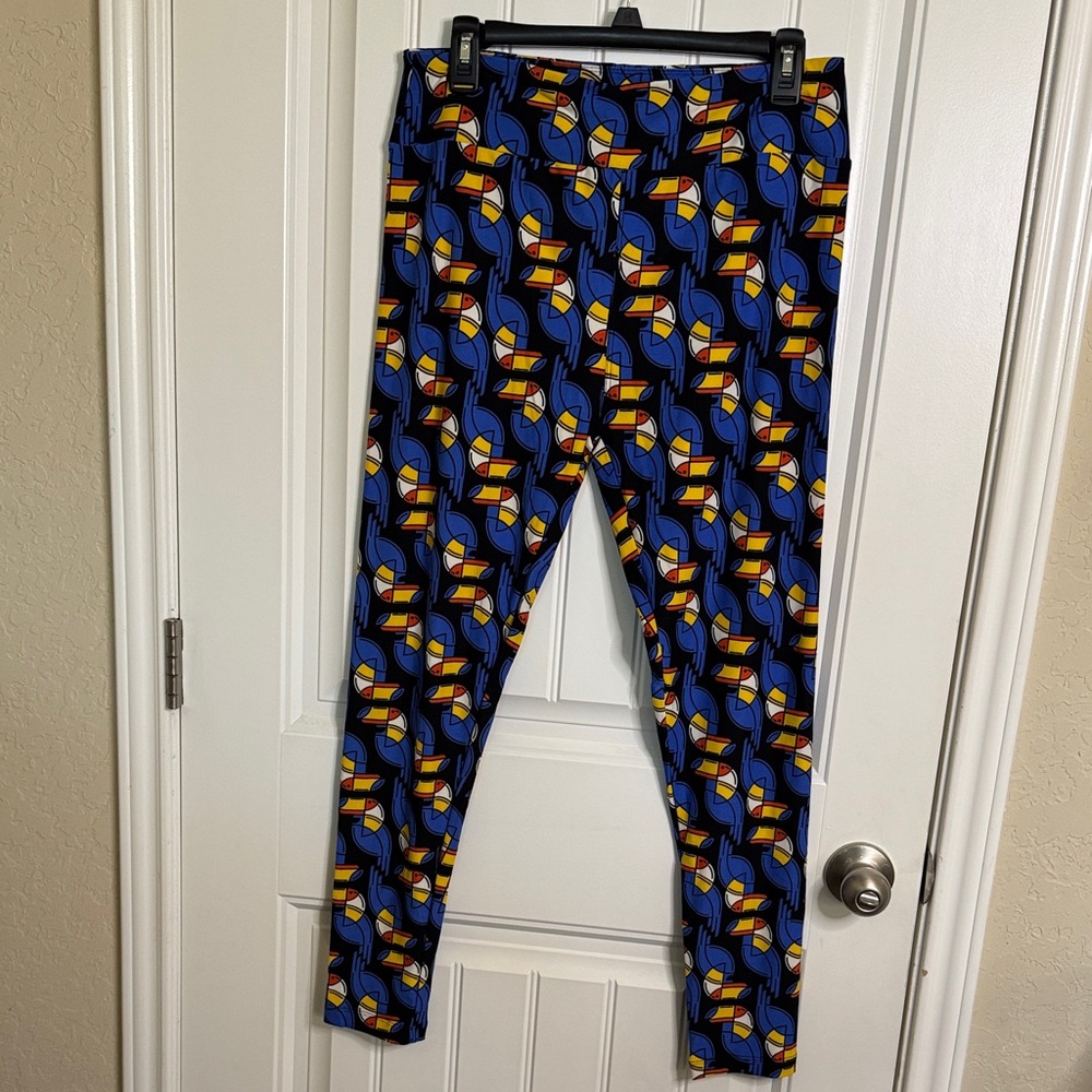 Colorful Geometric Leggings with toucans